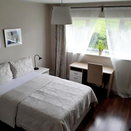 Ensuite At The Foot Of Dublin Mountains Luaran gambar